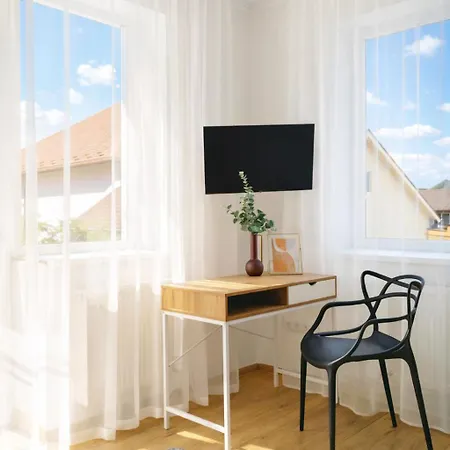 Apartment Sweet Rest Apartments *